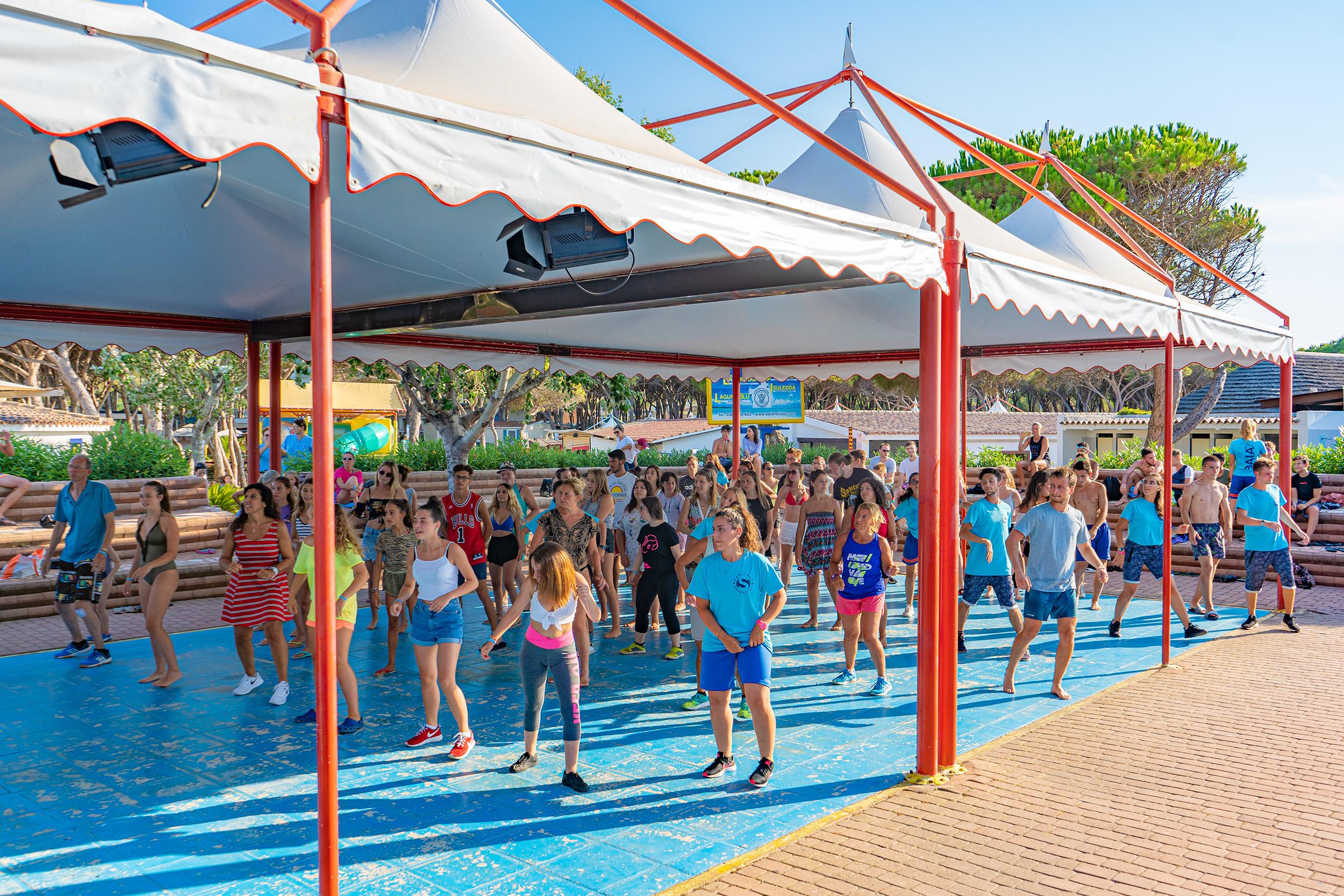 Camping Village Baia Blu La Tortuga Альєнту Екстер'єр фото