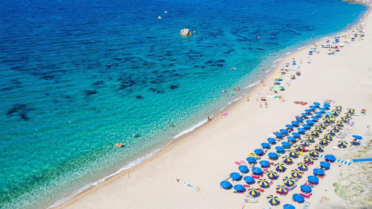 Camping Village Baia Blu La Tortuga Альєнту Екстер'єр фото
